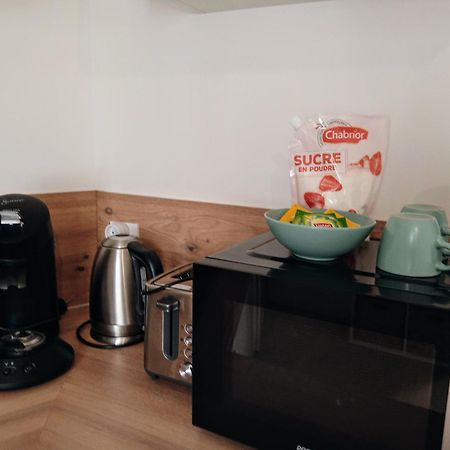 Les Studios De La Gare Linge Cafe The Inclus Wifi 반느 외부 사진