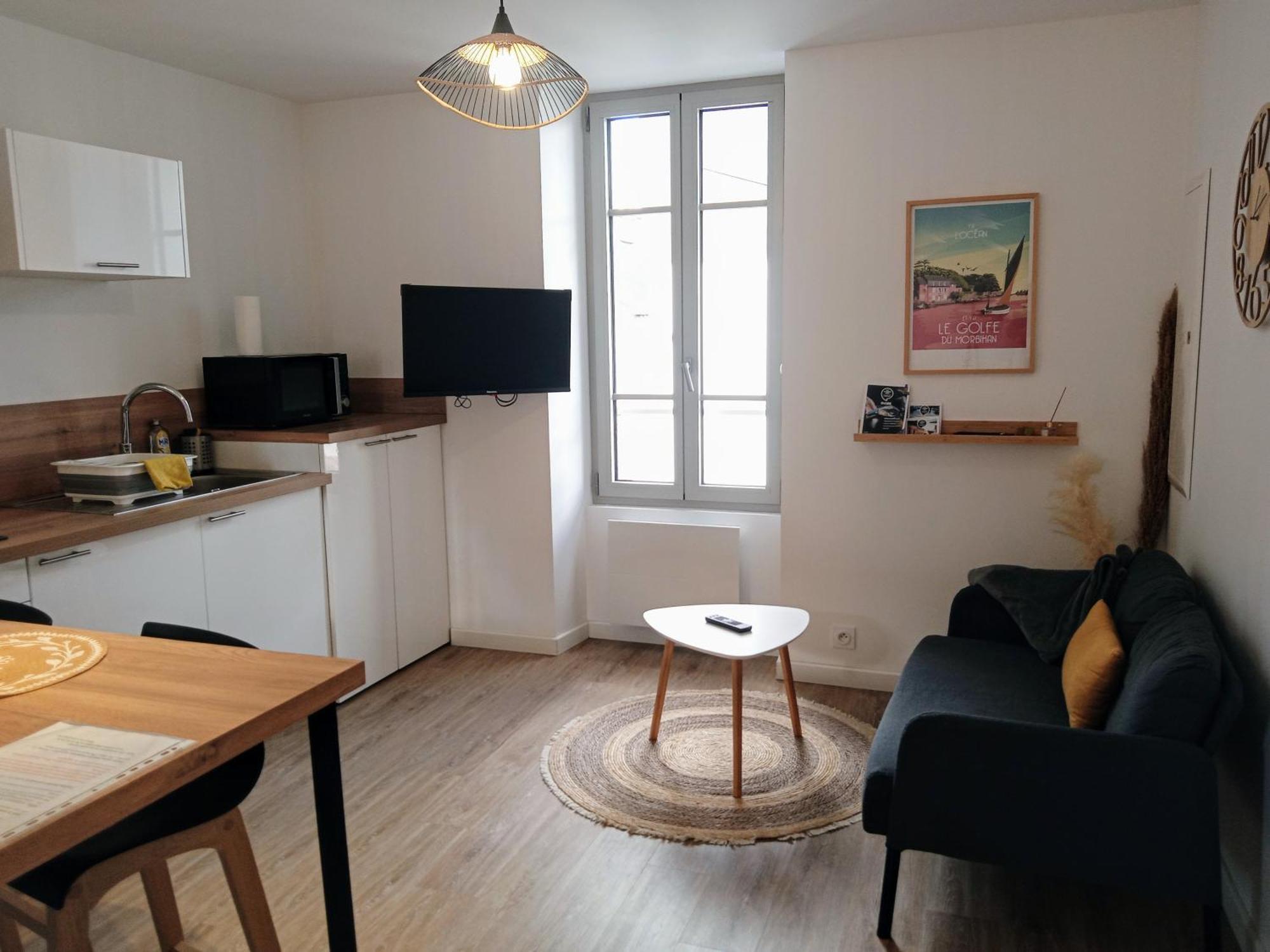 Les Studios De La Gare Linge Cafe The Inclus Wifi 반느 객실 사진